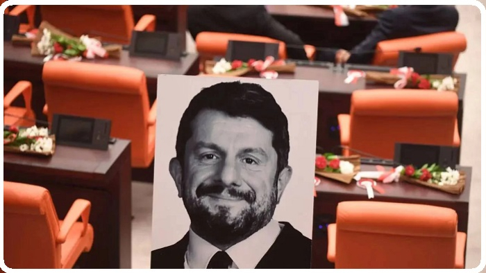 Tutuklu Milletvekili Can Atalay: Önce Barış diyen çağrıya dikkat kesilelim